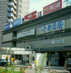 高岡駅内